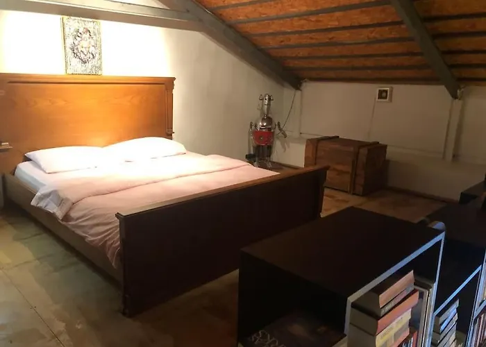 Kaleici Bahceli Oezel Muhtesem Muestakil * Antalya