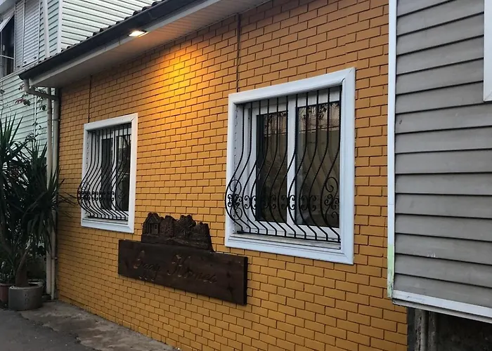 Holiday home Kaleici Bahceli Oezel Muhtesem Muestakil